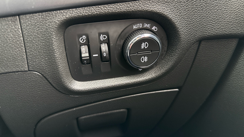 Vauxhall Astra 1.0T ecoTEC Design 5dr Petrol Hatchback